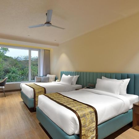 Urbane By Treat Daman Hotel Exterior foto